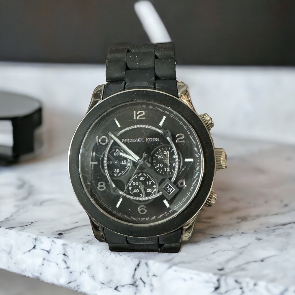 MICHAEL KORS RUNWAY SILICONE WRAPPED CHRO WATCH